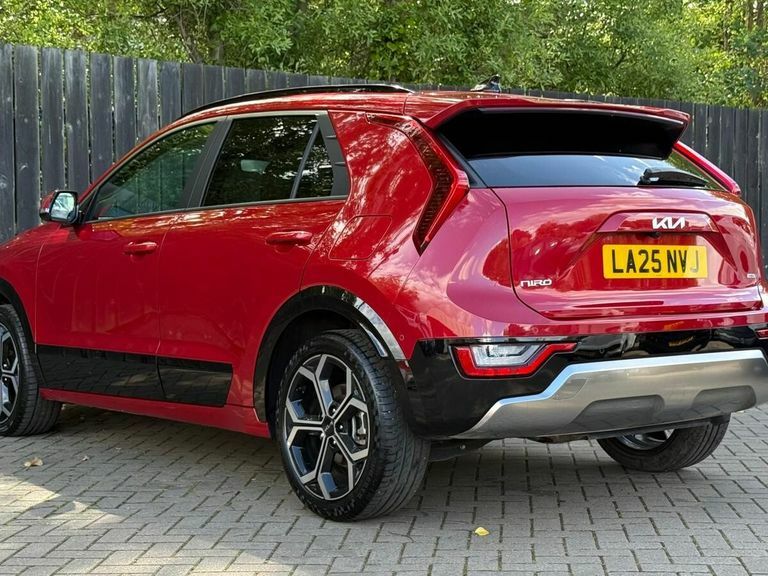Kia Niro 1.6 Gdi 127 Hybrid 4 Dct Red #6
