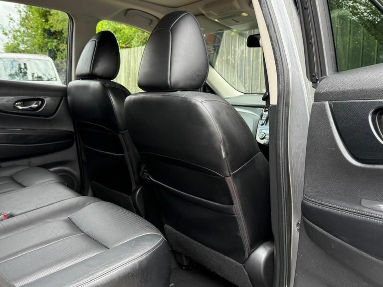 Nissan X-Trail X-trail N-tec Dci Black #26