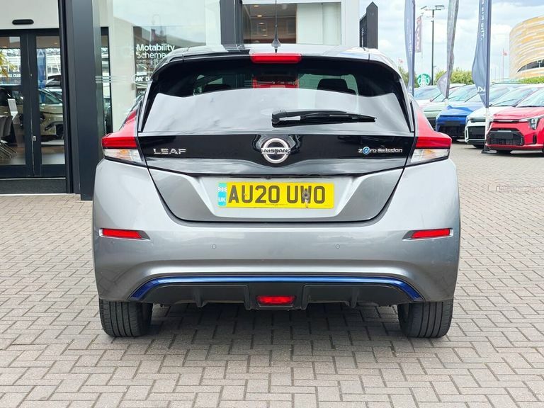 Nissan Leaf 110Kw N-connecta 40Kwh Grey #6