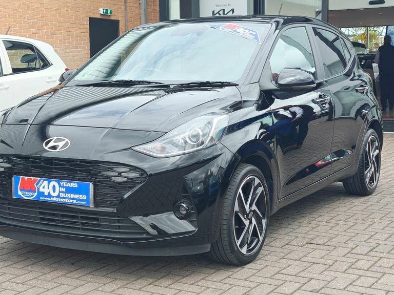 Hyundai I10 1.2 79 Premium Nav Black #4