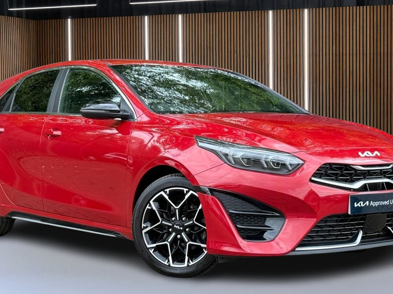 Kia Ceed 1.5T Gdi Isg 138 Gt-line Dct Red