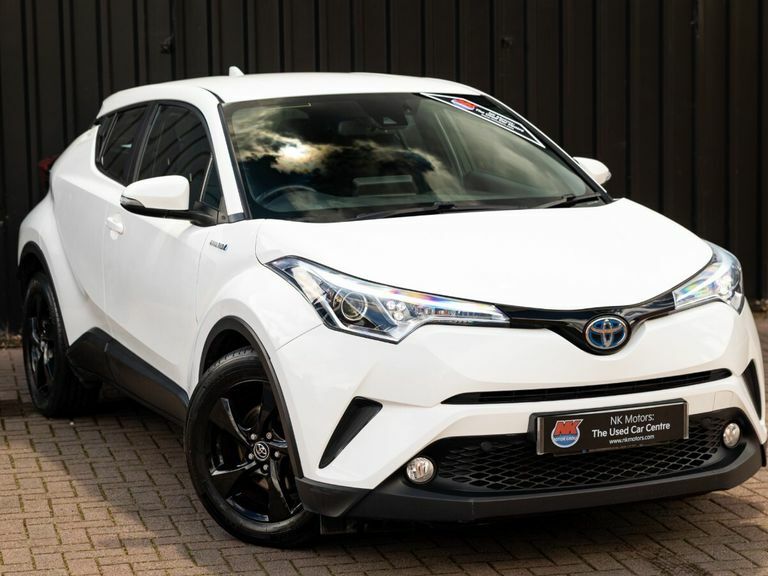 Toyota C-Hr 1.8 Hybrid Icon Cvt White #2