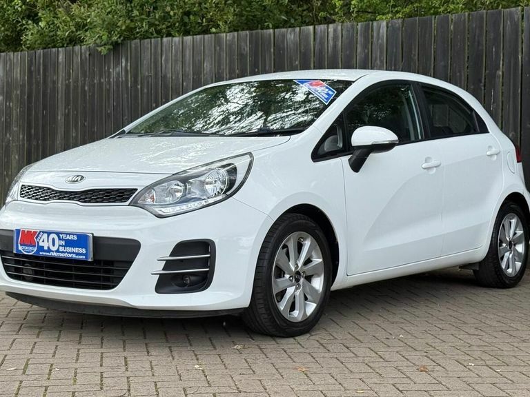 Kia RIO 1.4 Crdi 2 White #4