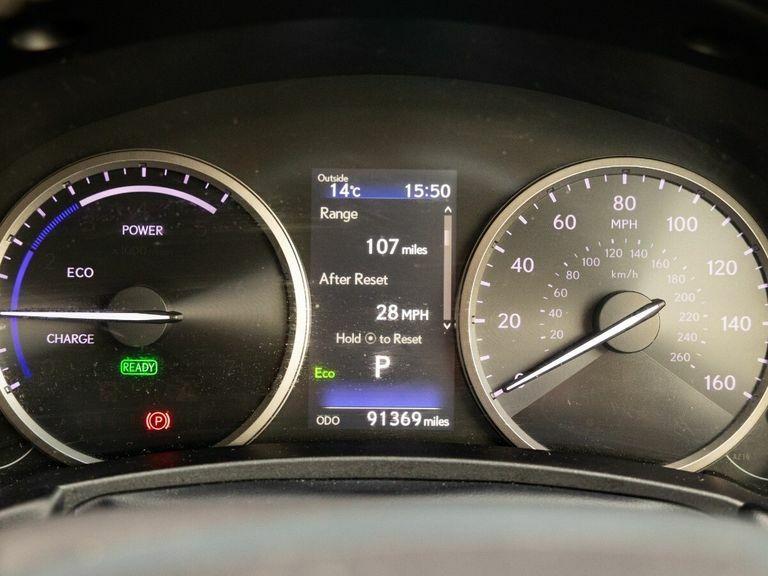 Lexus NX 300H 2.5 Luxury With Lexus Navigation Silver #23