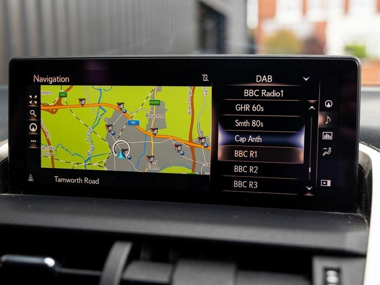 Lexus NX 300H 2.5 Luxury With Lexus Navigation Silver #26