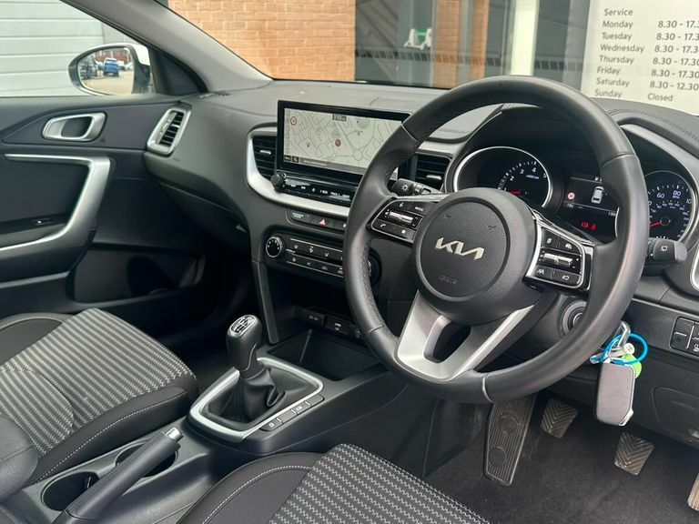 Kia Ceed 1.5 T-gdi Mt 3 Red #19