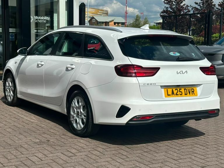 Kia Ceed 1.5 T-gdi Mt 3 Red #8