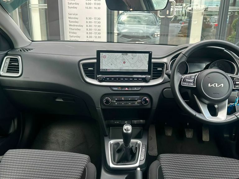 Kia Ceed 1.5 T-gdi Mt 3 Red #13