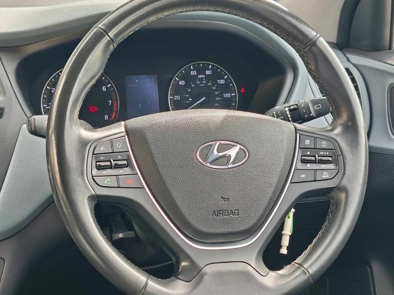 Hyundai I20 1.4 Active Red #15
