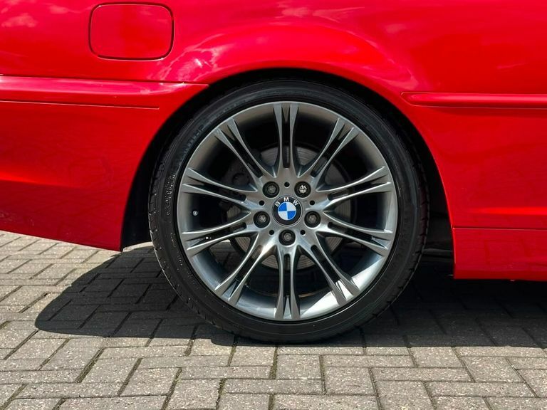 BMW 3 Series Saloon Silver #19