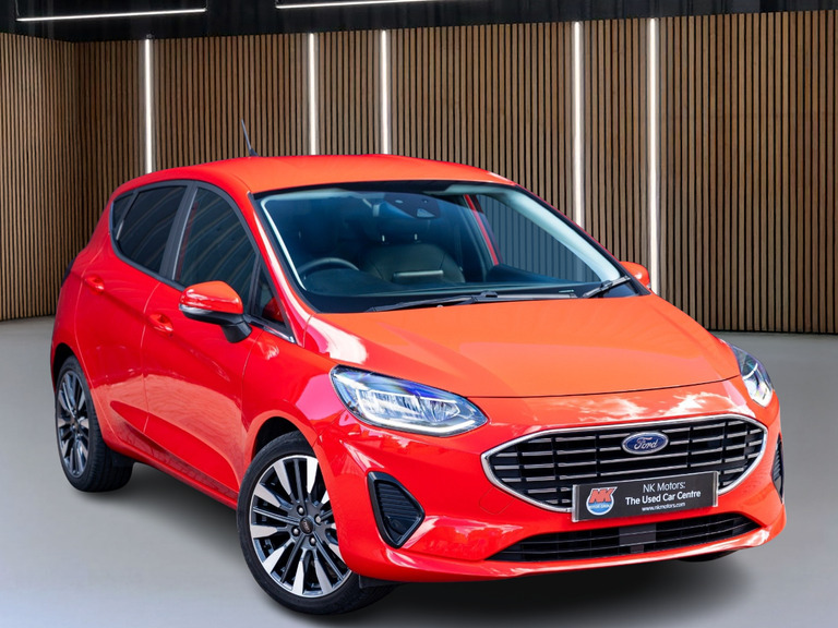 Ford Fiesta 1.0 Ecoboost Hybrid Mhev 125 Titanium X Red