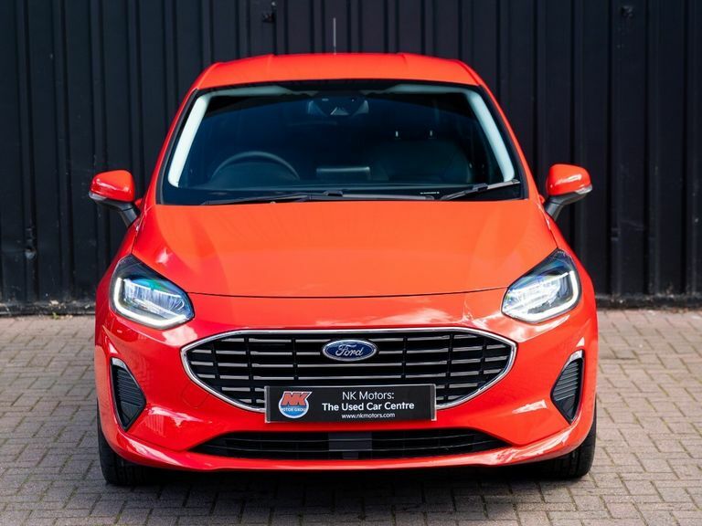 Ford Fiesta 1.0 Ecoboost Hybrid Mhev 125 Titanium X Red #4