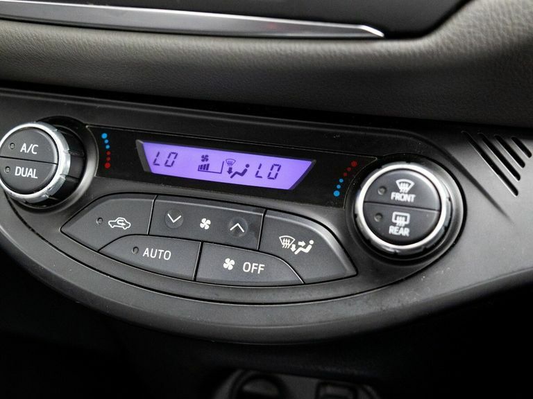 Toyota Yaris Icon Tech Red #24