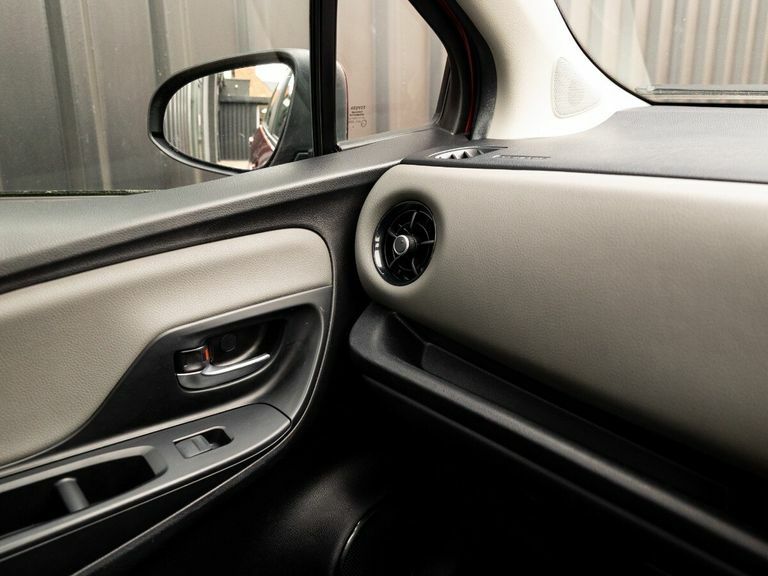 Toyota Yaris Icon Tech Red #28
