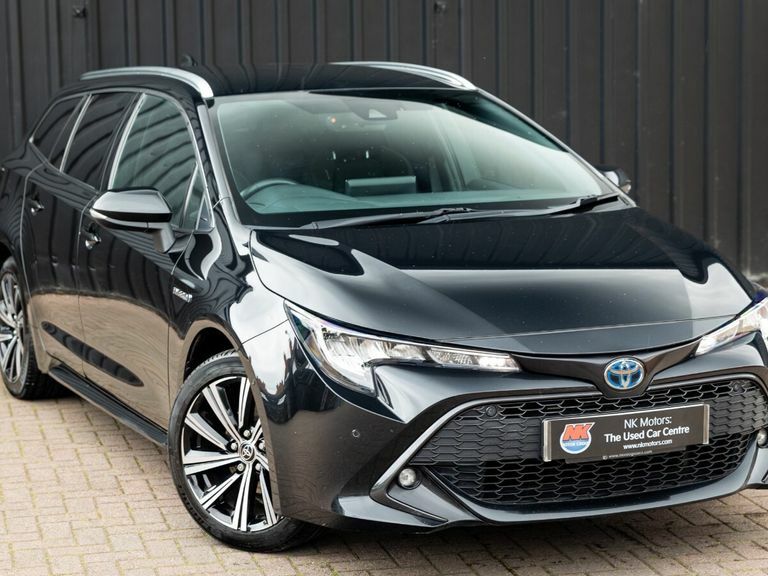 Toyota Corolla 1.8 Vvt-i Hybrid Design Cvt Black #2