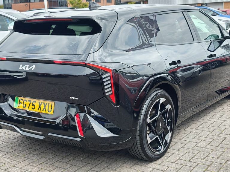 Kia EV4 150Kw Gt-line S 81Kwh Black #5