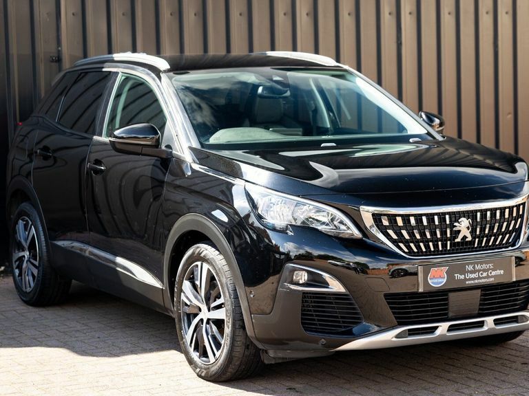 Peugeot 3008 1.2 Puretech Allure Black #3
