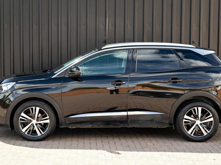 Peugeot 3008 1.2 Puretech Allure Black #6