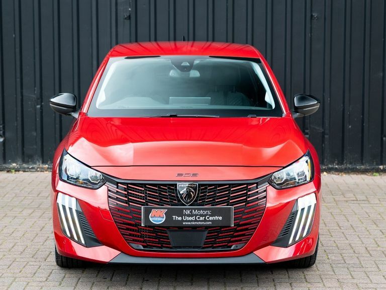 Peugeot 208 1.2 Puretech 100 Allure Red #4