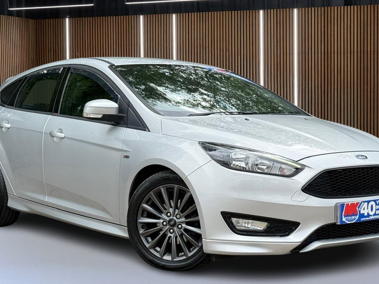 Ford Focus 1.5 Tdci 120 St-line Silver