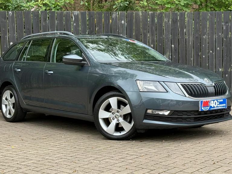 Skoda Octavia 1.6 Tdi Cr Se Drive Grey #2