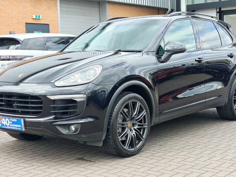 Porsche Cayenne S Tiptronic S Black #4