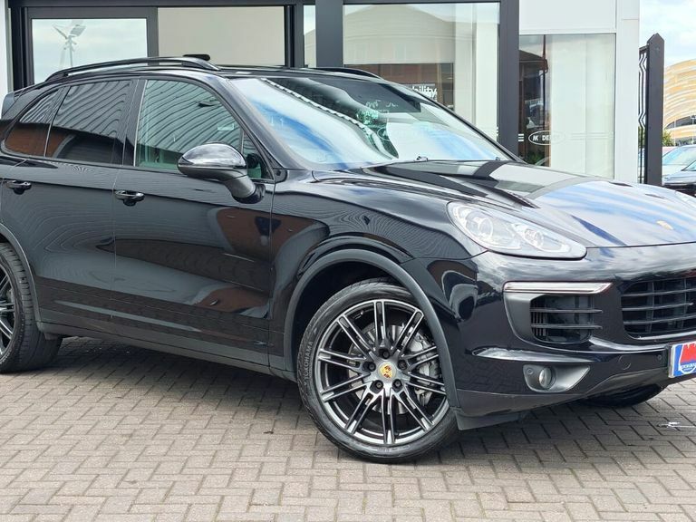 Porsche Cayenne S Tiptronic S Black #2