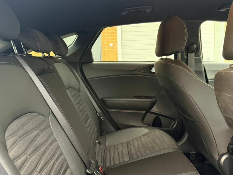 Kia Proceed 1.5T Gdi Isg 138 Gt-line S Dct Blue #25