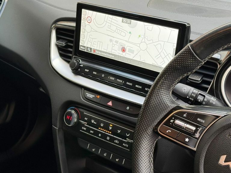Kia Proceed 1.5T Gdi Isg 138 Gt-line S Dct Blue #17
