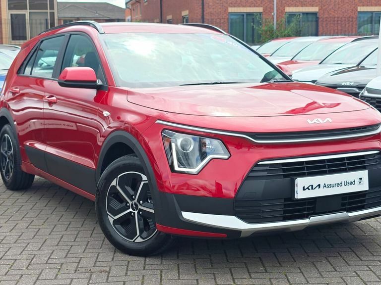 Kia Niro 1.6 Gdi 136 Hybrid Pure Dct Red #2