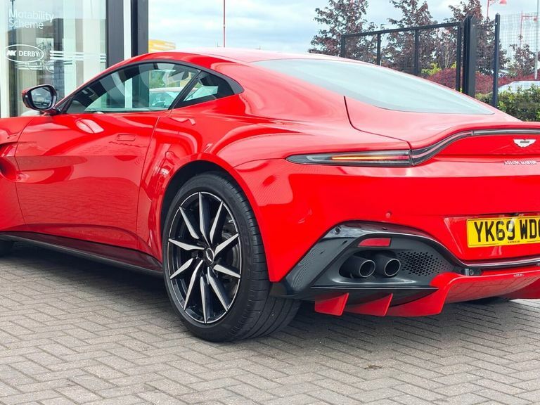 Aston Martin Vantage Coupe 4.0 V8 Euro 6 202070 Grey #9