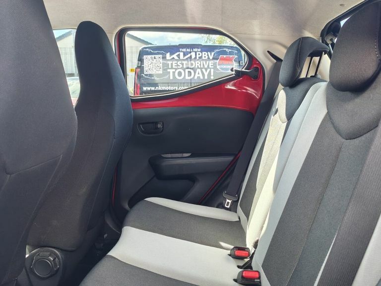 Toyota Aygo Hatchback 1.0 Red #20