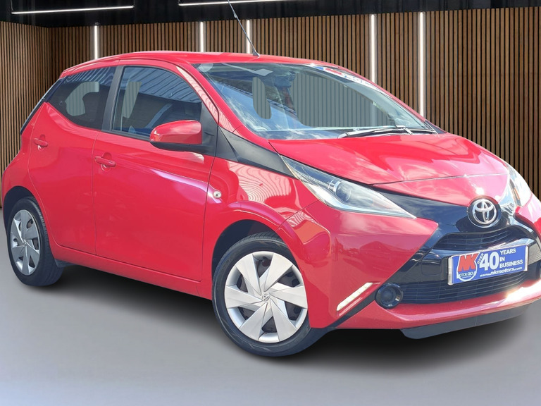 Toyota Aygo 1.0 Vvt-i X-play Red