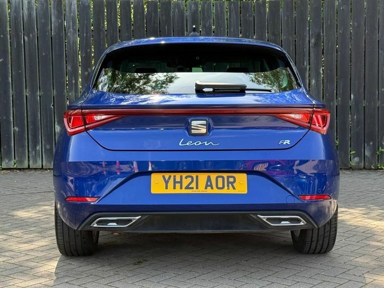 Seat Leon 1.5 Etsi Mhev Fr Hatchback Hybrid Dsg E Red #7