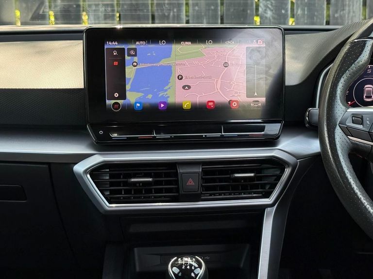 Seat Leon 1.5 Etsi Mhev Fr Hatchback Hybrid Dsg E Red #18