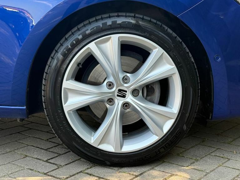 Seat Leon 1.5 Etsi Mhev Fr Hatchback Hybrid Dsg E Red #13
