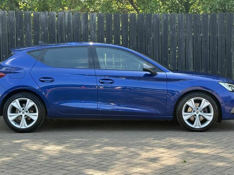 Seat Leon 1.5 Etsi Mhev Fr Hatchback Hybrid Dsg E Red #11
