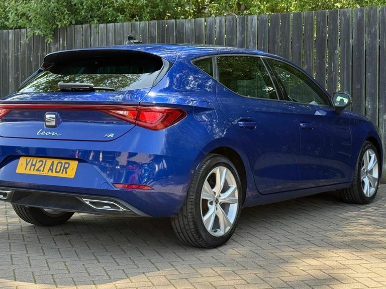 Seat Leon 1.5 Etsi Mhev Fr Hatchback Hybrid Dsg E Red #10