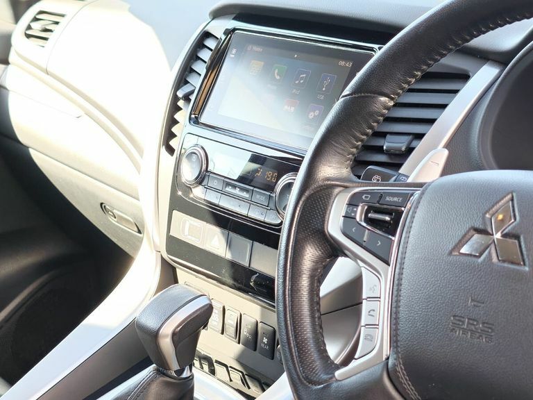 Mitsubishi Shogun Sport Di-d 4 Grey #15