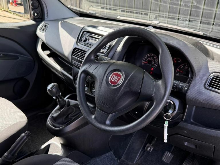 Fiat Doblo 1.2 16V Active Multijet Combi 90 Bhp White #22