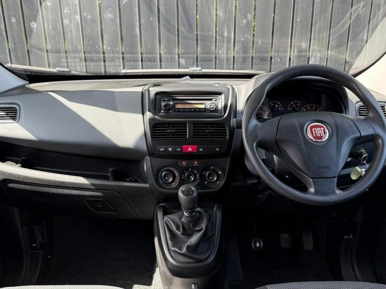 Fiat Doblo 1.2 16V Active Multijet Combi 90 Bhp White #17