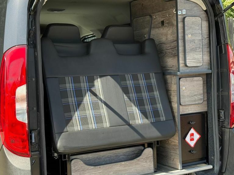 Fiat Doblo 1.2 16V Active Multijet Combi 90 Bhp White #9