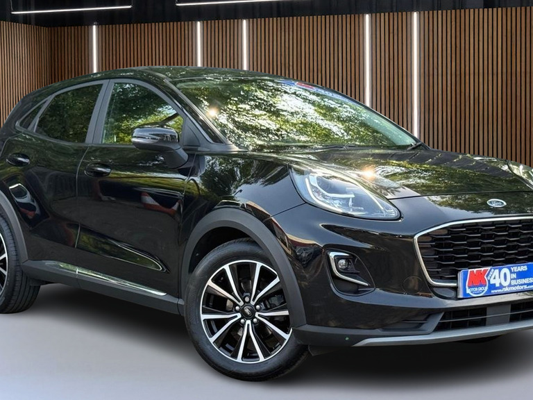 Ford Puma 1.0 Ecoboost Titanium Black