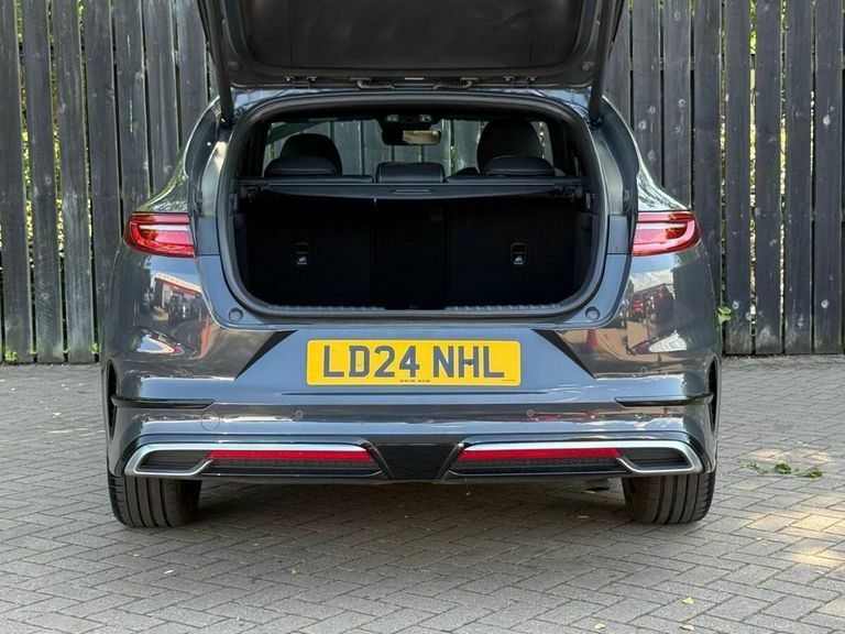 Kia Proceed Pro Ceed 1.5T Gdi Isg 138 Gt-line Estate White #8