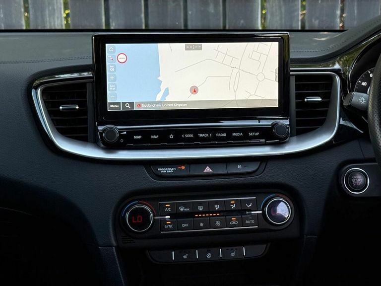 Kia Proceed Pro Ceed 1.5T Gdi Isg 138 Gt-line Estate White #16