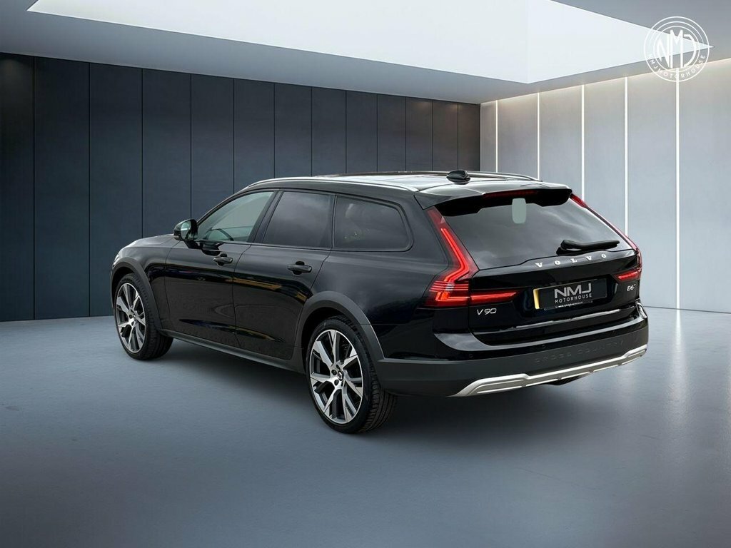 Volvo V90 Cross Country 2020 2.0 B6 Mhev Estate Hybrid Awd KS70HGO Black #4