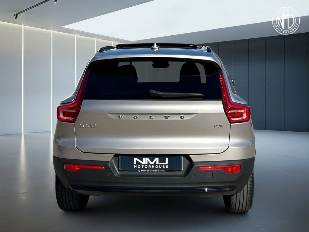 Volvo XC40 2023 2.0 B3 Mhev Ultimate Suv Hybrid Dc DC23EPN Gold #6