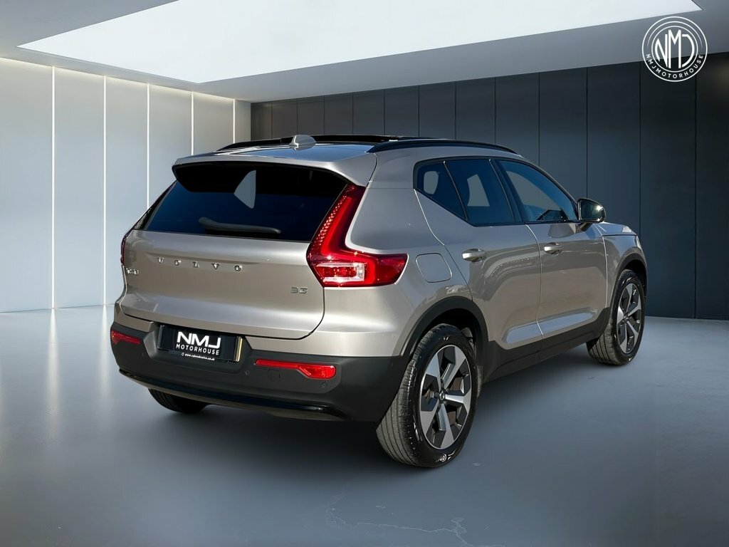 Volvo XC40 2023 2.0 B3 Mhev Ultimate Suv Hybrid Dc DC23EPN Gold #5