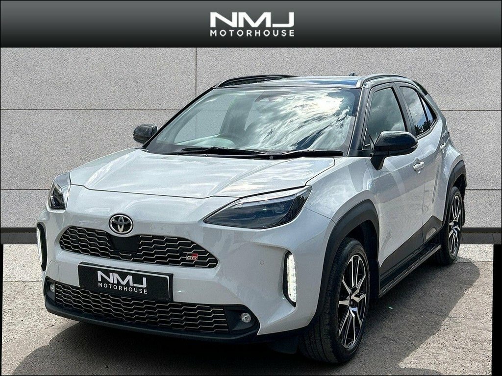 Toyota Yaris Cross 2022 1.5 Vvt-h Gr Sport Suv Hybrid E-cv RJ72WKD Grey #3