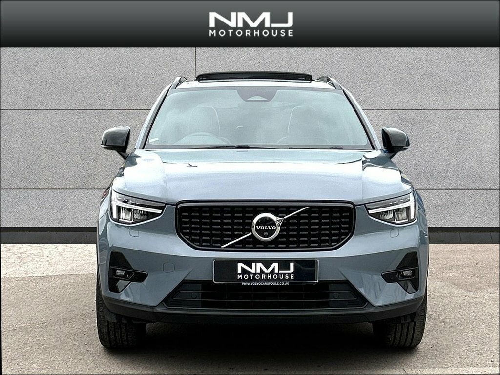 Volvo XC40 2022 2.0 B4 Mhev Ultimate Dct Euro 6 Ss HG72OHZ Grey #2